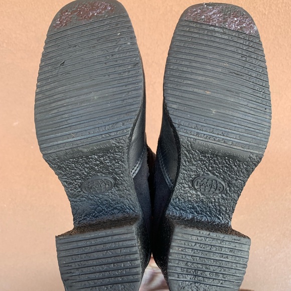 Pajar at Black Suede Genuine Shearling Boots - Picture 8 of 10